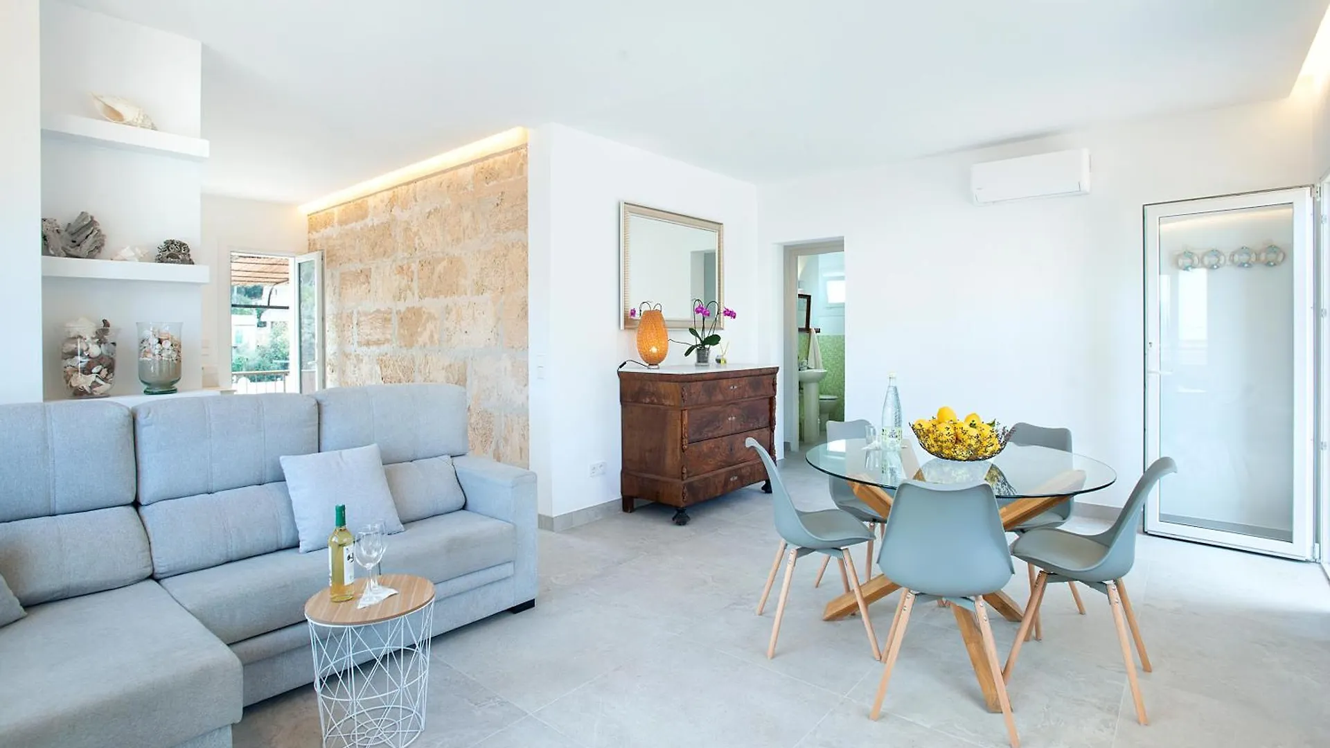 Owl Booking Villa Magdalena - 5 Min Walk To The Beach Cala de Sant Vicenc 0*,  España